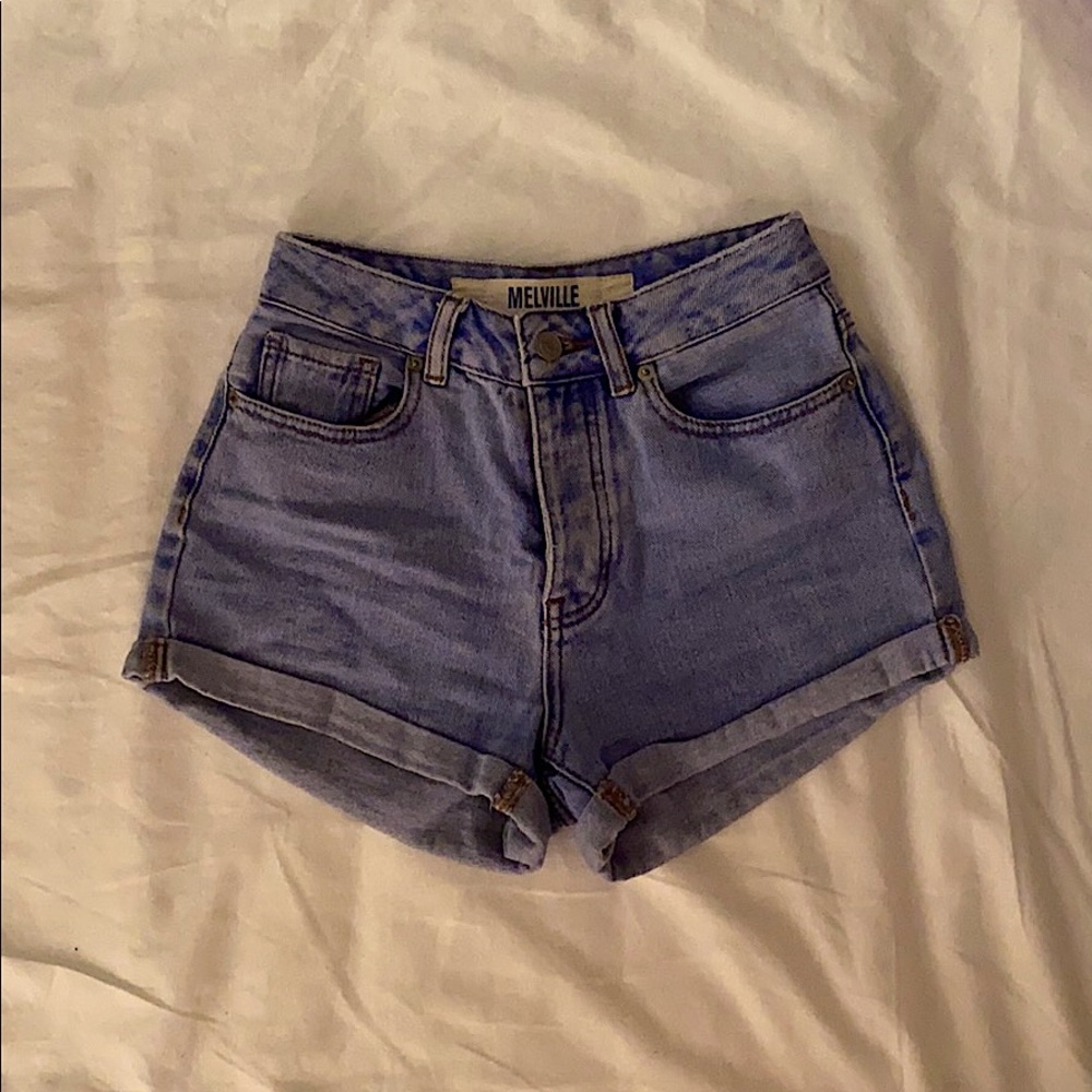 Brandy Melville - Cuffed High Waisted Shorts